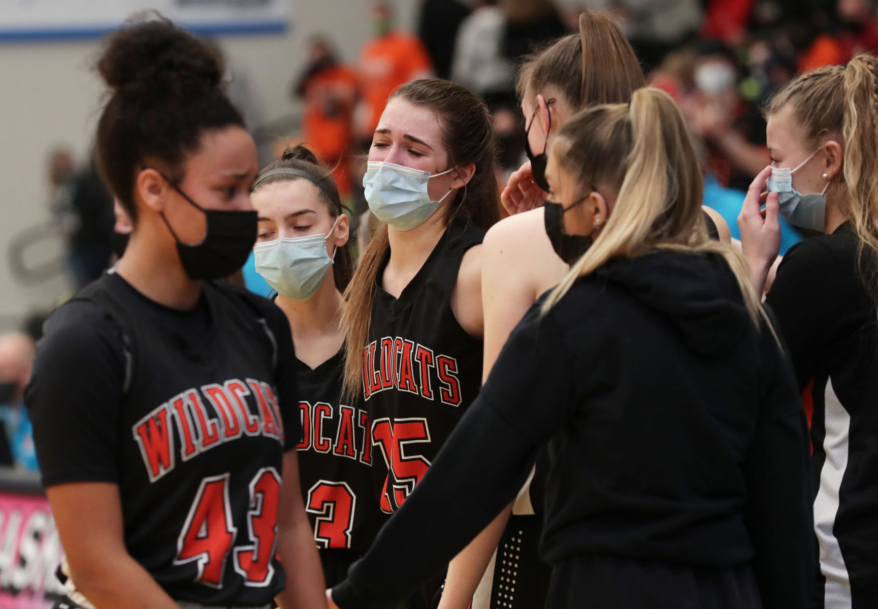 WIAA state girls basketball photo: Verona girls react to their 76-57 loss to Germantown